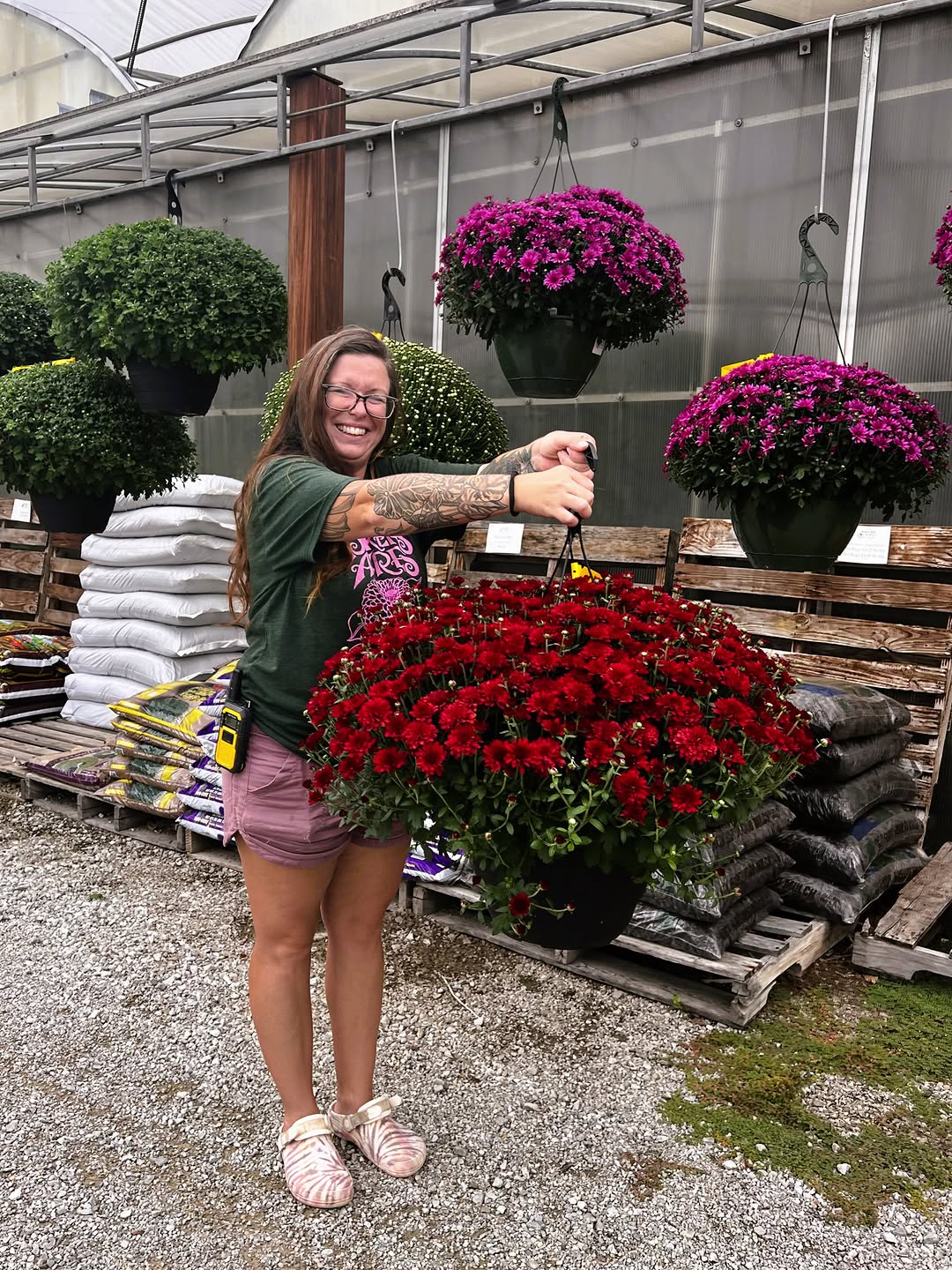 You may know her as Dani. But around here we call her…The Mother of Mums.
.
.
.
#mumseason #fallmums #greenhouselife #motherofmums #bakersacresgreenhouse